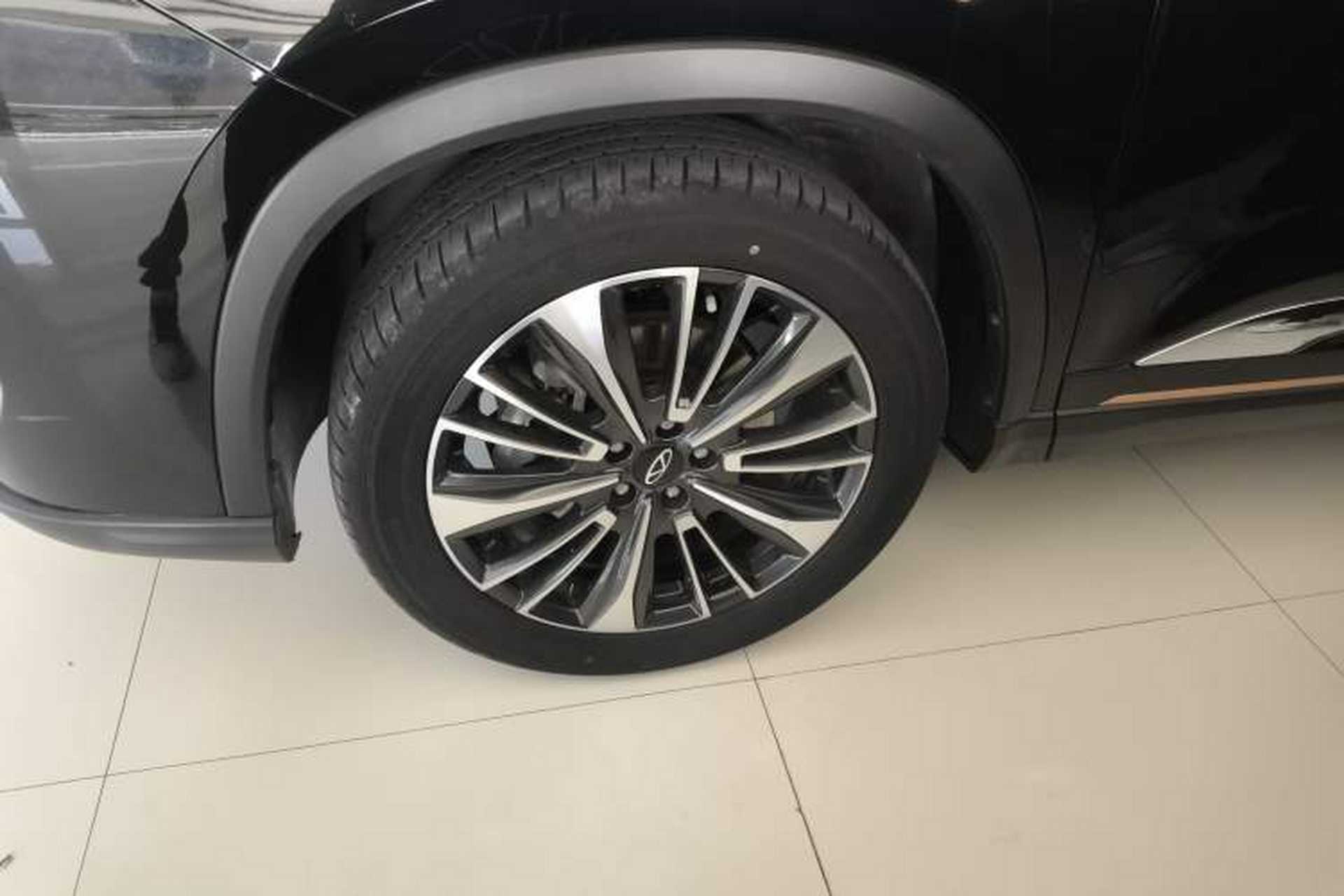 Used Chery Tiggo 8 PRO 2024 Champion Edition 390T Two-Wheel Drive Aoshi Version 5 Seats Left Front Wheel Hub