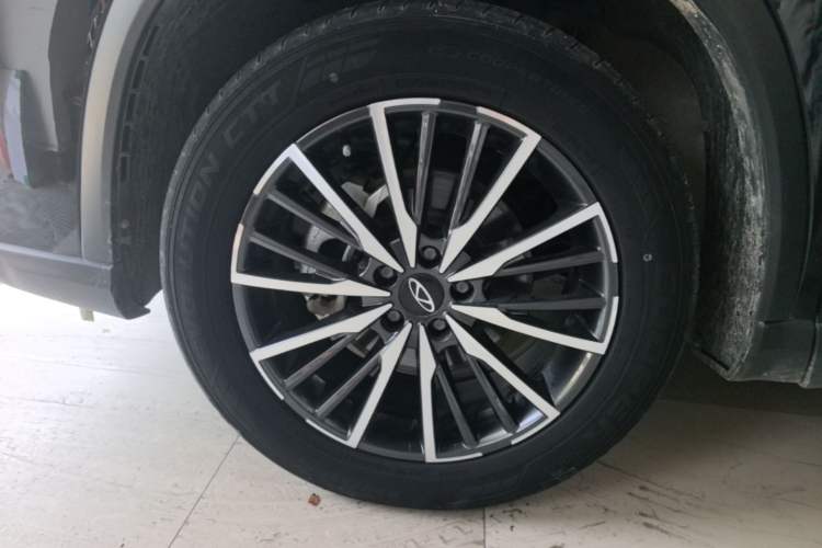 Used Chery Tiggo 8 PRO 2024 Champion Edition 290T Two-Wheel Drive Shining Version 5 Seats Left Front Wheel Hub