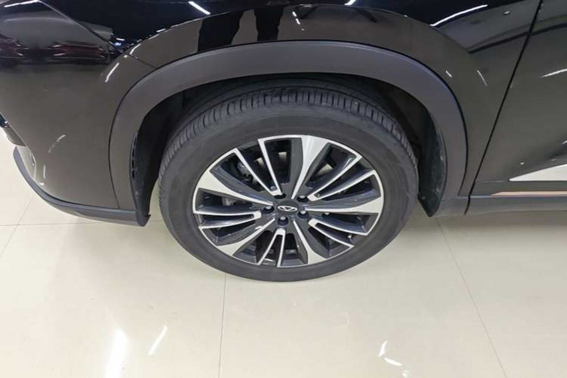 Used Chery Tiggo 8 PRO 2024 Champion Edition 390T Two-Wheel Drive Peak Version 5 Seats Left Front Wheel Hub