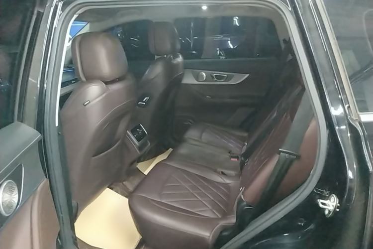 Used Chery Tiggo 8 PRO 2024 Champion Edition 290T Two-Wheel Drive Peak Version 7 Seats Left Rear Seat