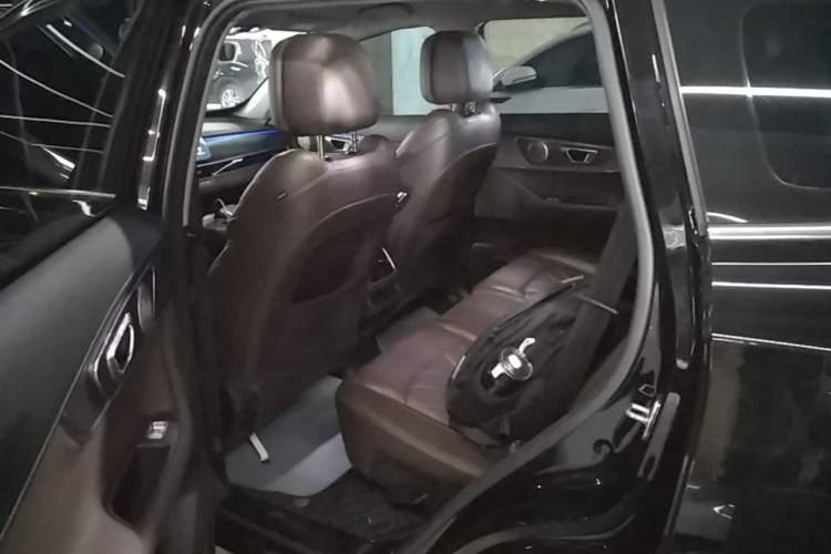 Used Chery Tiggo 8 PRO 2024 Champion Edition 390T Four-Wheel Drive Peak Version 5 Seats Left Rear Seat