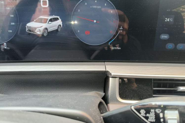 Used Chery Tiggo 8 PRO 2024 Champion Edition 290T Two-Wheel Drive Peak Version 5 Seats Odometer Close Up