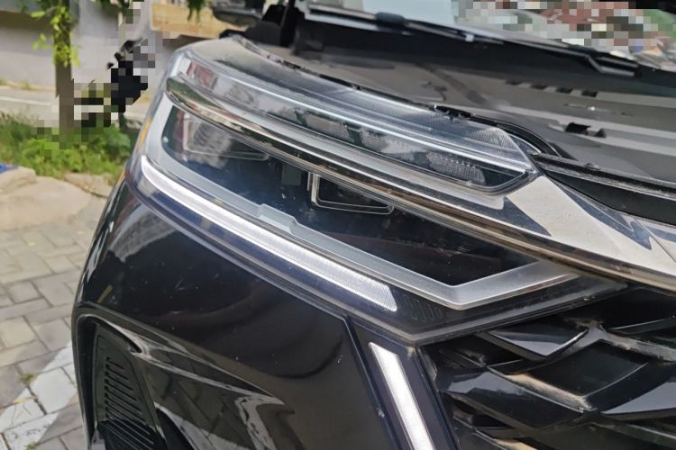 Used Chery Tiggo 8 PRO 2024 Champion Edition 290T Two-Wheel Drive Shining Version 5 Seats Right Front Headlight