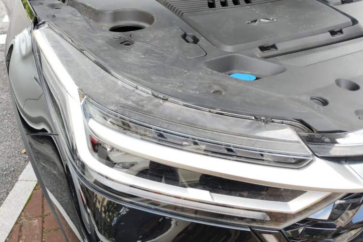 Used Chery Tiggo 8 PRO 2024 Champion Edition 290T Two-Wheel Drive Shining Version 5 Seats Right Front Headlight