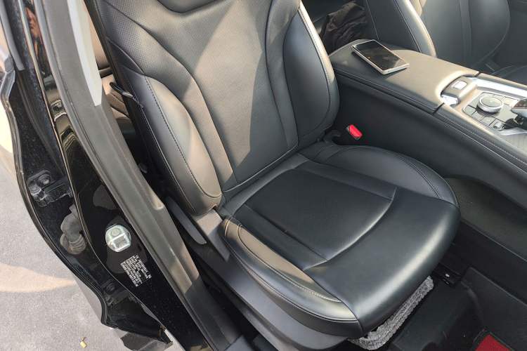 Used Chery Tiggo 8 PRO 2024 Champion Edition 290T Two-Wheel Drive Shining Version 7 Seats Right Front Seat