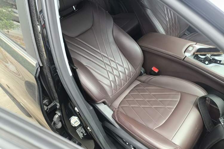Used Chery Tiggo 8 PRO 2024 Champion Edition 390T Two-Wheel Drive Aoshi Version 7 Seats Right Front Seat