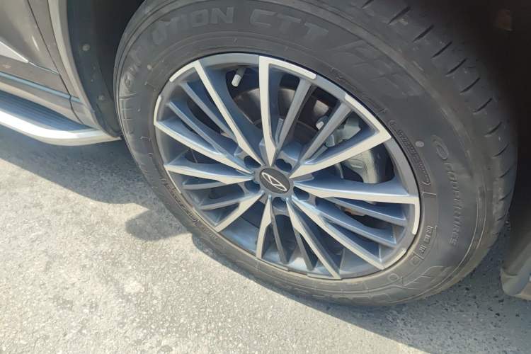 Used Chery Tiggo 8 PRO 2024 Champion Edition 290T Two-Wheel Drive Peak Version 5 Seats Right Front Wheel Hub