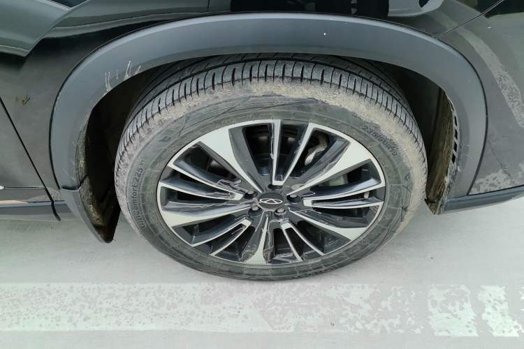 Used Chery Tiggo 8 PRO 2024 Champion Edition 390T Two-Wheel Drive Peak Version 5 Seats Right Front Wheel Hub