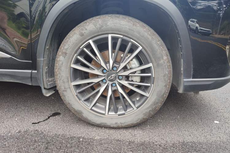 Used Chery Tiggo 8 PRO 2024 Champion Edition 290T Two-Wheel Drive Shining Version 7 Seats Right Front Wheel Hub