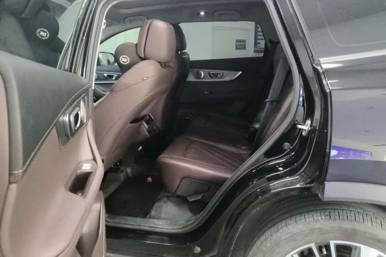 Used Chery Tiggo 8 PRO 2024 Champion Edition 390T Four-Wheel Drive Peak Version 5 Seats Right Rear Seat
