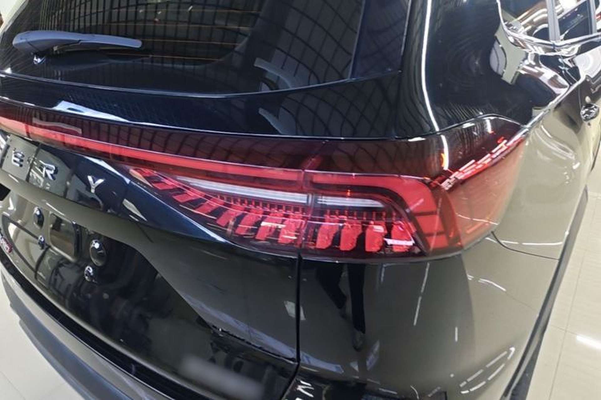 Used Chery Tiggo 8 PRO 2024 Champion Edition 390T Two-Wheel Drive Peak Version 5 Seats Right Rear Taillight