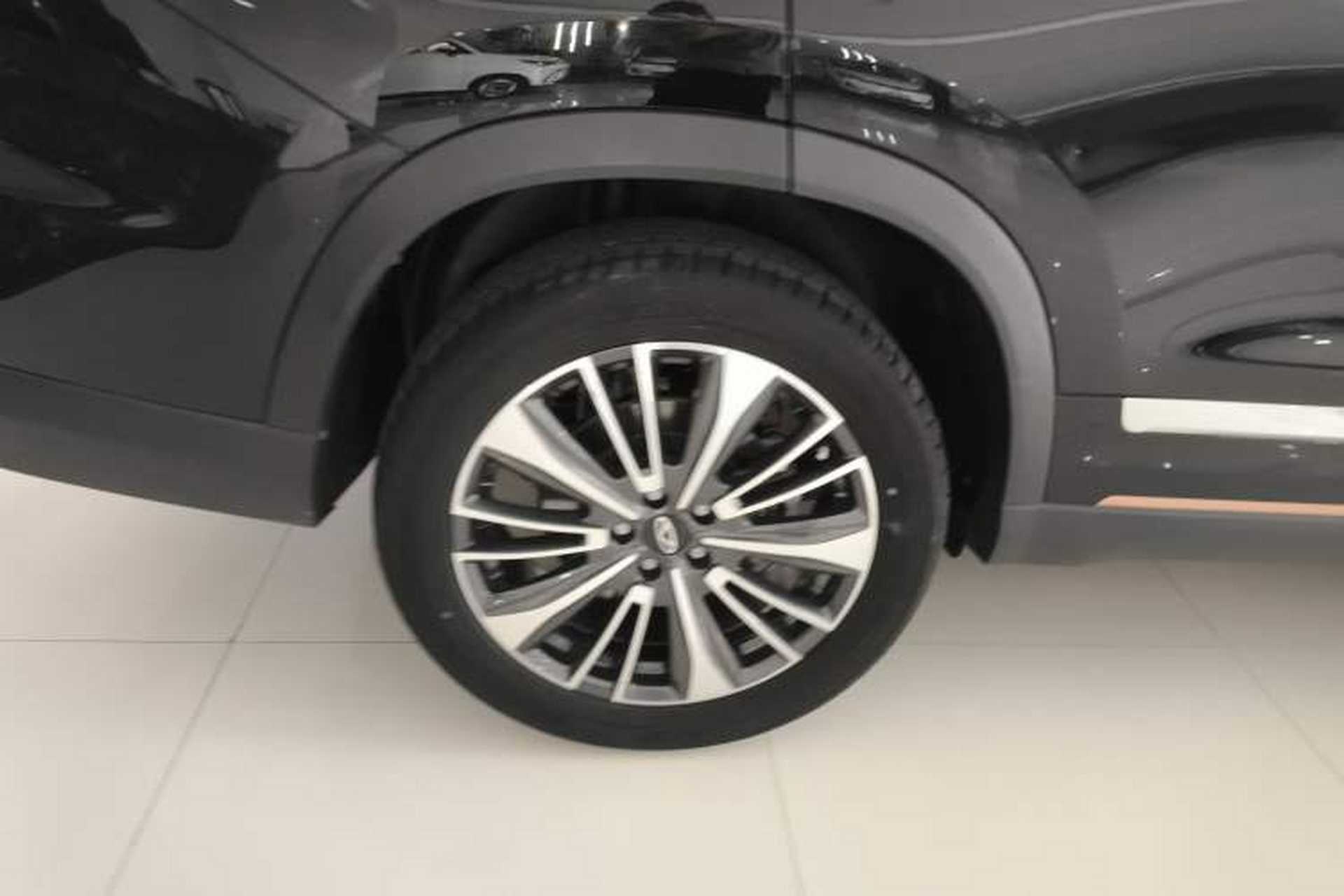 Used Chery Tiggo 8 PRO 2024 Champion Edition 390T Two-Wheel Drive Aoshi Version 5 Seats Right Rear Wheel Hub
