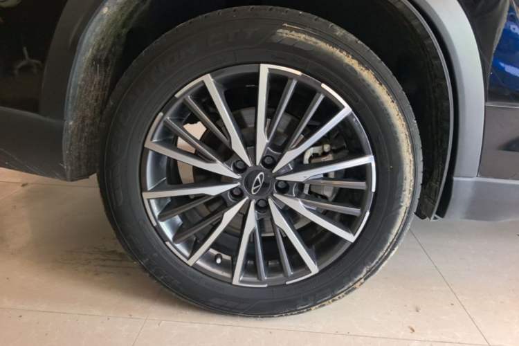 Used Chery Tiggo 8 PRO 2024 Champion Edition 290T Two-Wheel Drive Shining Version 5 Seats Right Rear Wheel Hub