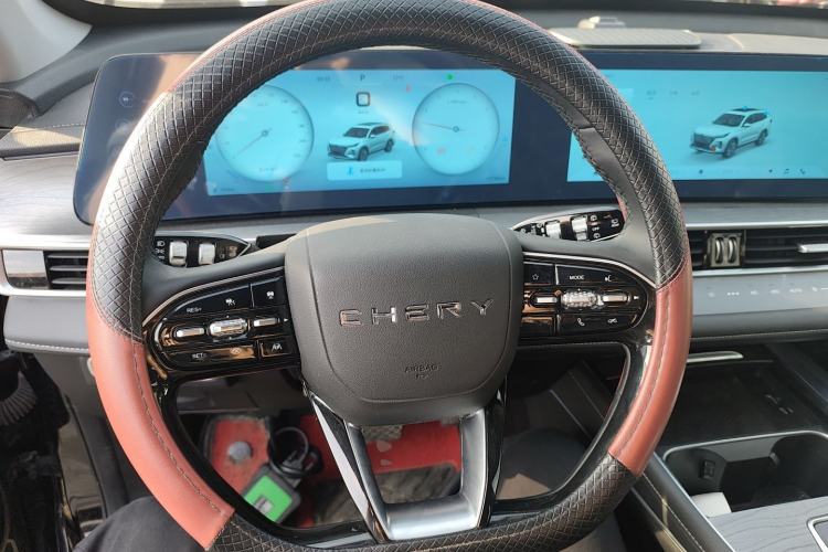 Used Chery Tiggo 8 PRO 2024 Champion Edition 290T Two-Wheel Drive Shining Version 7 Seats Steering Wheel