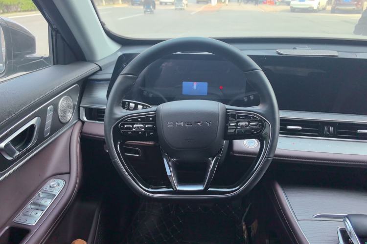 Used Chery Tiggo 8 PRO 2024 Champion Edition 290T Two-Wheel Drive Peak Version 5 Seats Steering Wheel
