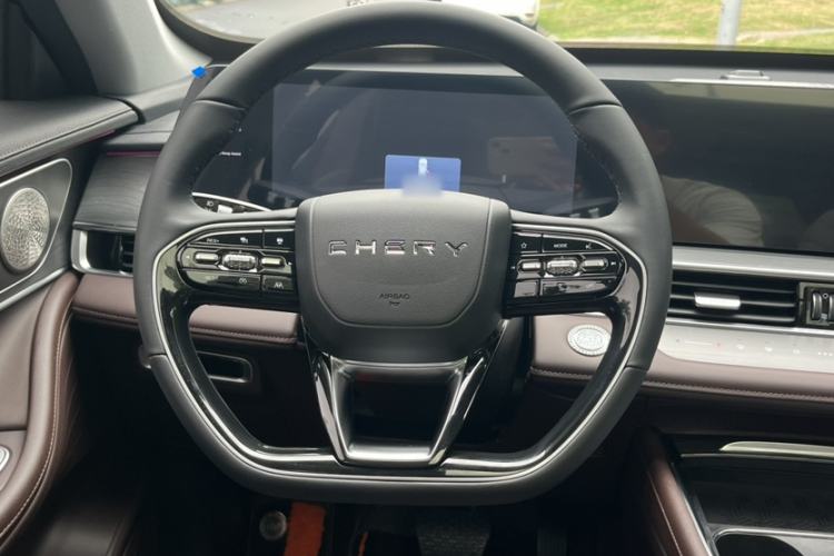 Used Chery Tiggo 8 PRO 2024 Champion Edition 390T Two-Wheel Drive Peak Version 5 Seats Steering Wheel