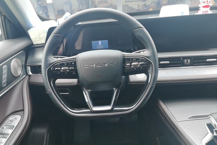 Used Chery Tiggo 8 PRO 2024 Champion Edition 390T Two-Wheel Drive Peak Version 5 Seats Steering Wheel