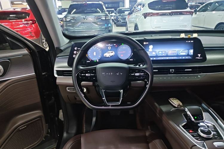 Used Chery Tiggo 8 PRO 2024 Champion Edition 390T Two-Wheel Drive Peak Version 5 Seats Steering Wheel