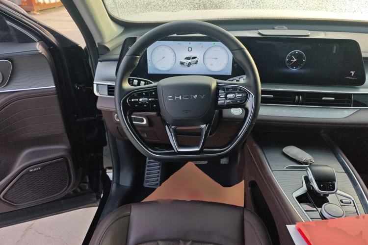 Used Chery Tiggo 8 PRO 2024 Champion Edition 390T Two-Wheel Drive Peak Version 5 Seats Steering Wheel