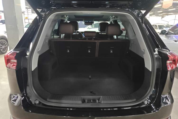 Used Chery Tiggo 8 PRO 2024 Champion Edition 390T Four-Wheel Drive Peak Version 5 Seats Trunk