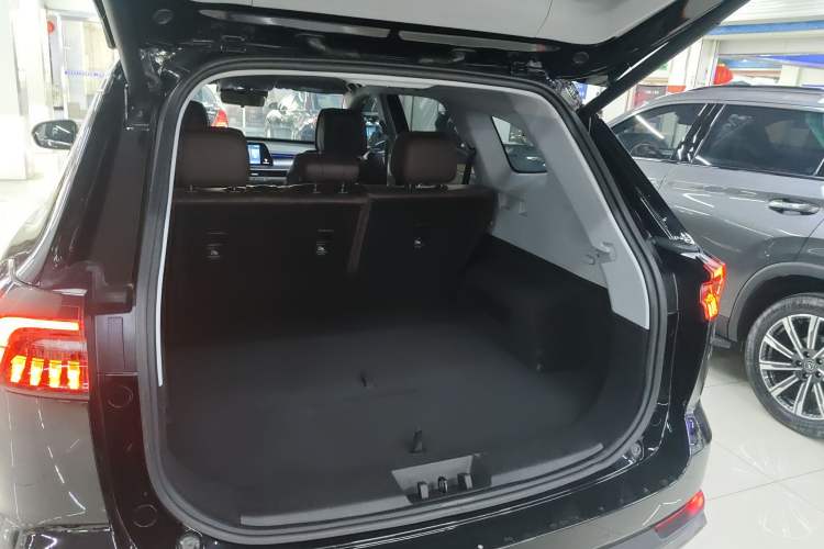 Used Chery Tiggo 8 PRO 2024 Champion Edition 290T Two-Wheel Drive Peak Version 5 Seats Trunk