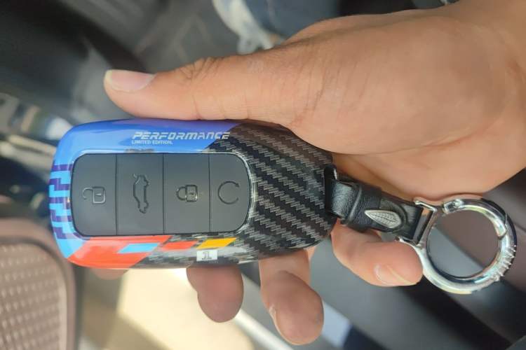 Used Chery Tiggo 8 PRO 2024 Champion Edition 290T Two-Wheel Drive Peak Version 5 Seats Vehicle Key