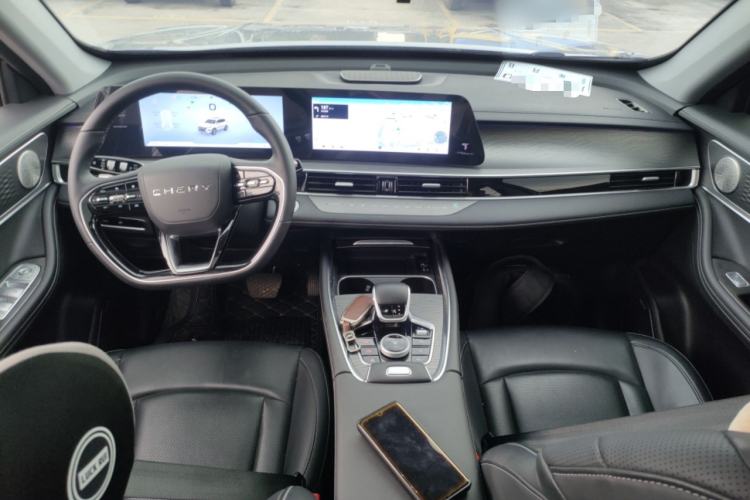 Used Chery Tiggo 8 PRO 2024 Champion Edition 290T Two-Wheel Drive Shining Version 5 Seats Center Console