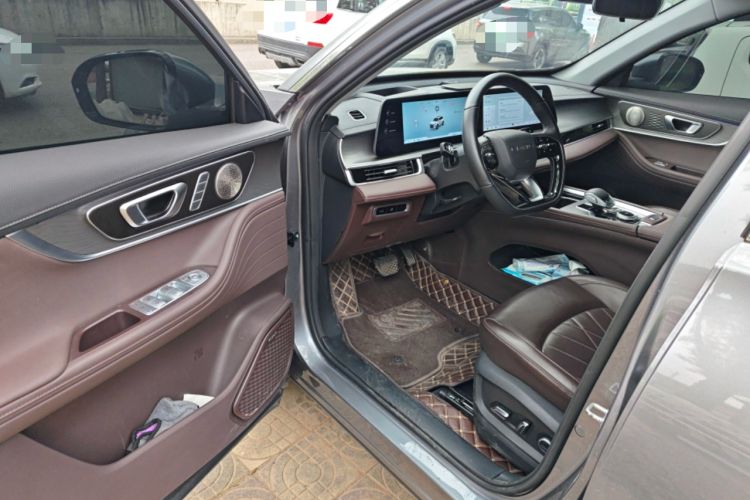 Used Chery Tiggo 8 PRO 2024 Champion Edition 290T Two-Wheel Drive Peak Version 5 Seats Driver Seat