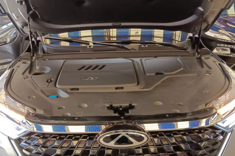 Used Chery Tiggo 8 PRO 2024 Champion Edition 290T Two-Wheel Drive Peak Version 7 Seats Engine Bay