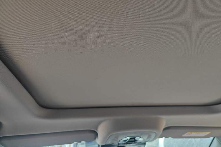 Used Chery Tiggo 8 PRO 2024 Champion Edition 290T Two-Wheel Drive Peak Version 7 Seats Headliner