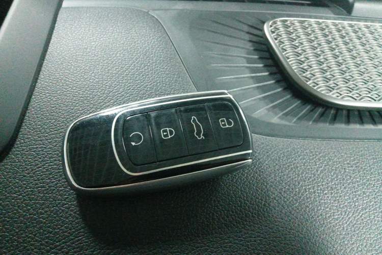 Used Chery Tiggo 8 PRO 2024 Champion Edition 290T Two-Wheel Drive Peak Version 7 Seats Interior 1