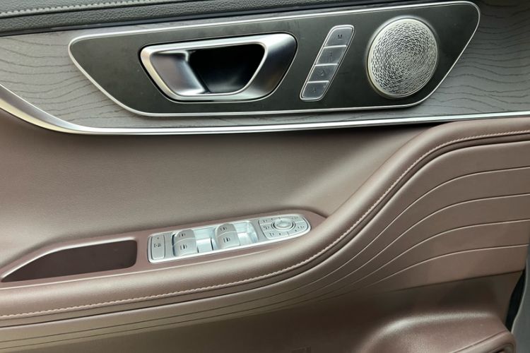 Used Chery Tiggo 8 PRO 2024 Champion Edition 290T Two-Wheel Drive Peak Version 7 Seats Interior 11