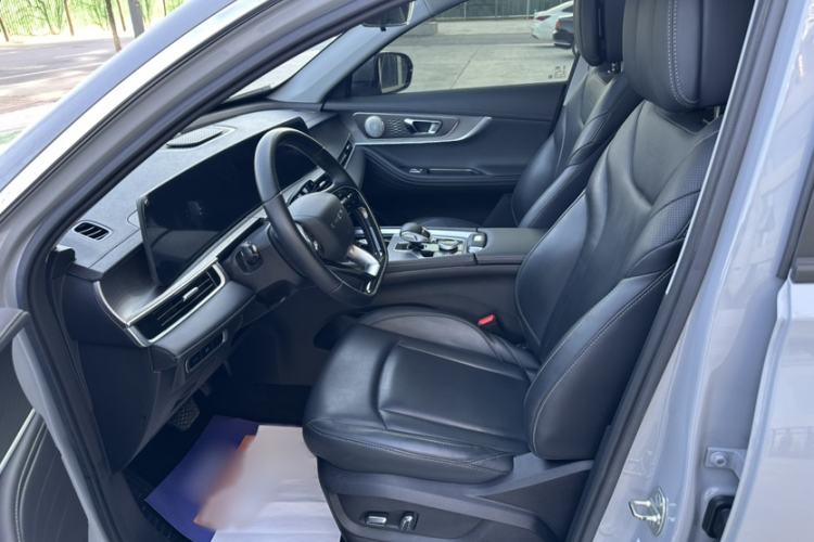 Used Chery Tiggo 8 PRO 2024 Champion Edition 290T Two-Wheel Drive Shining Version 5 Seats Interior 2