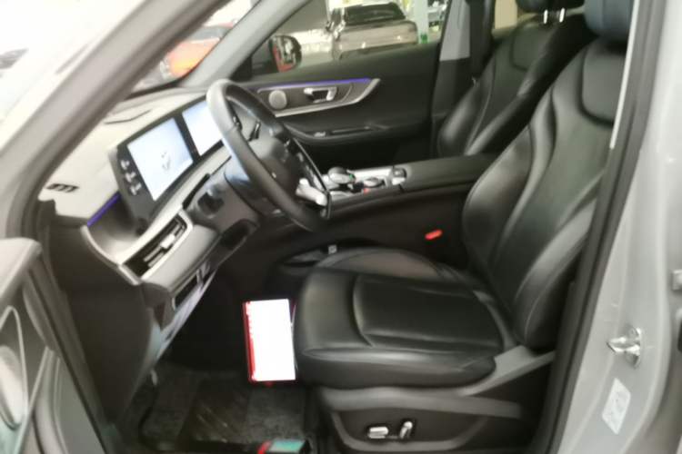 Used Chery Tiggo 8 PRO 2024 Champion Edition 290T Two-Wheel Drive Shining Version 5 Seats Left Front Seat