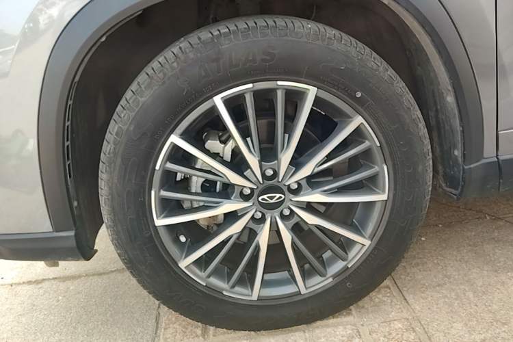Used Chery Tiggo 8 PRO 2024 Champion Edition 290T Two-Wheel Drive Peak Version 7 Seats Left Front Wheel Hub