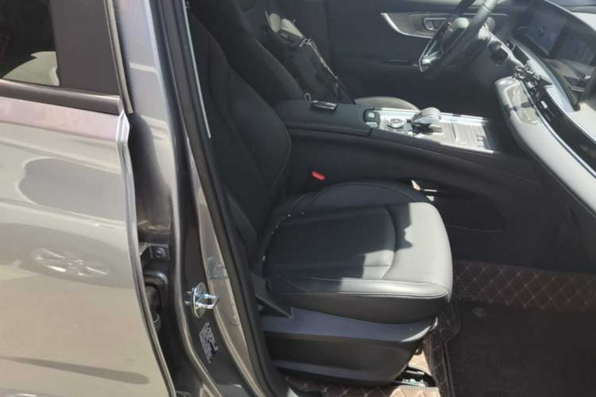 Used Chery Tiggo 8 PRO 2024 Champion Edition 290T Two-Wheel Drive Shining Version 5 Seats Right Front Seat
