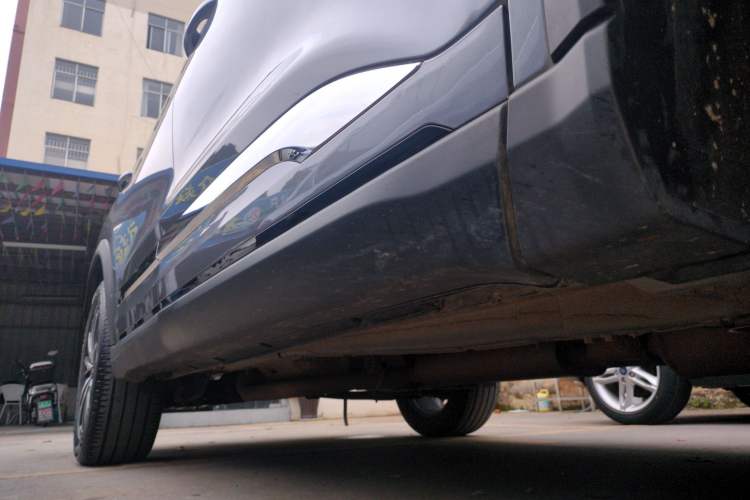 Used Chery Tiggo 8 PRO 2024 Champion Edition 290T Two-Wheel Drive Shining Version 7 Seats Right Side Sill