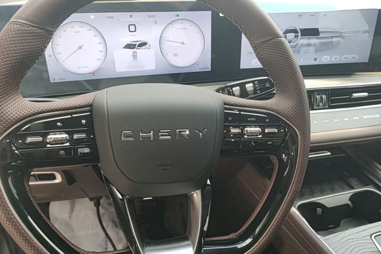 Used Chery Tiggo 8 PRO 2024 Champion Edition 390T Four-Wheel Drive Peak Version 5 Seats Steering Wheel