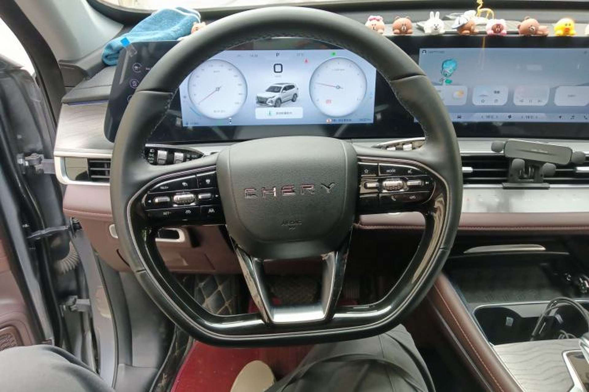 Used Chery Tiggo 8 PRO 2024 Champion Edition 390T Two-Wheel Drive Peak Version 5 Seats Steering Wheel