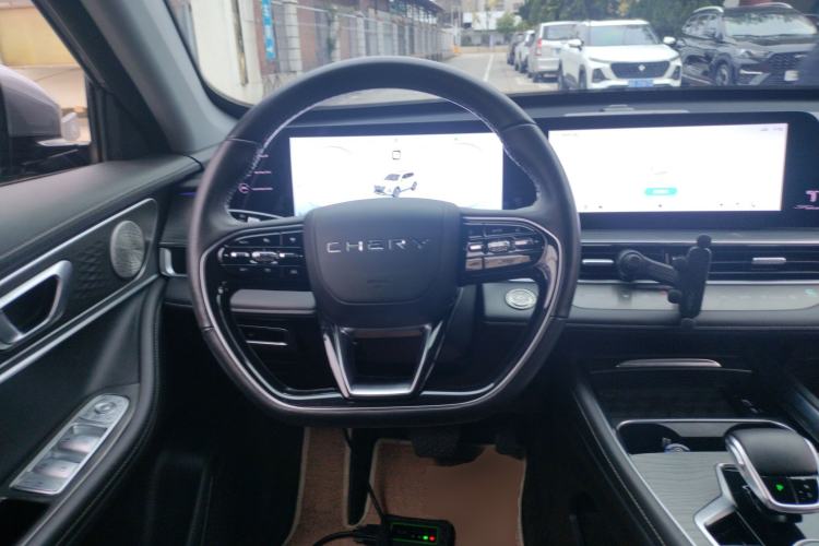 Used Chery Tiggo 8 PRO 2024 Champion Edition 290T Two-Wheel Drive Shining Version 7 Seats Steering Wheel