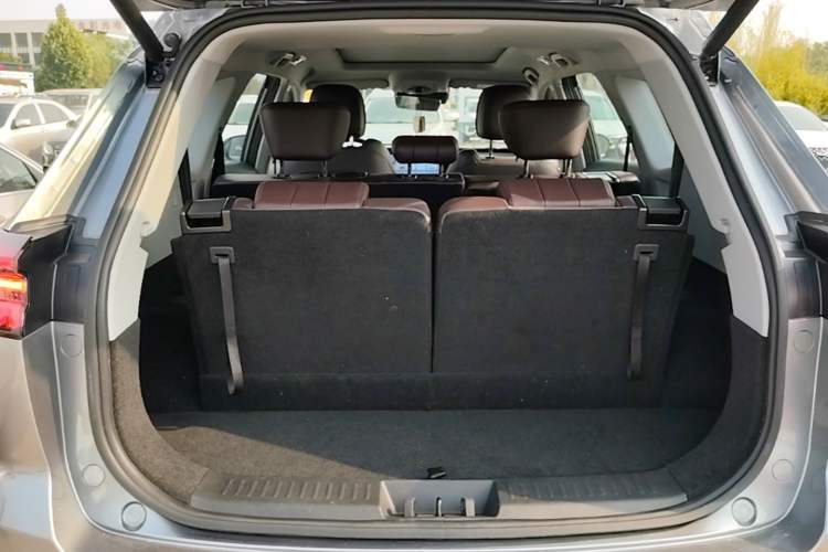 Used Chery Tiggo 8 PRO 2024 Champion Edition 290T Two-Wheel Drive Peak Version 7 Seats Trunk