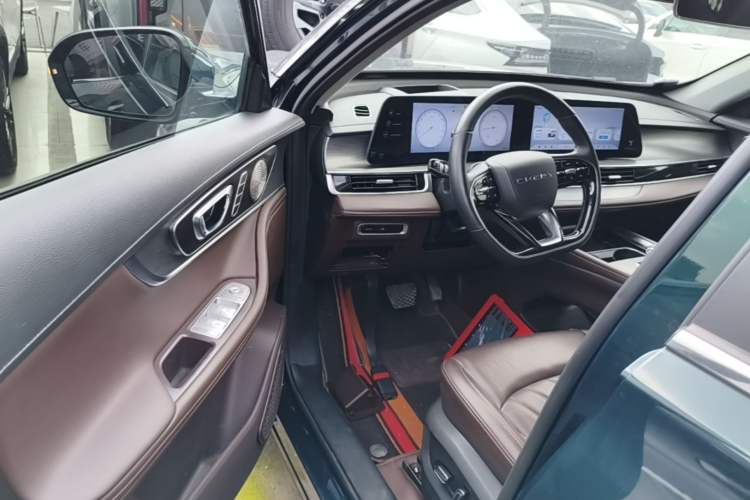 Used Chery Tiggo 8 PRO 2024 Champion Edition 290T Two-Wheel Drive Peak Version 7 Seats Driver Seat