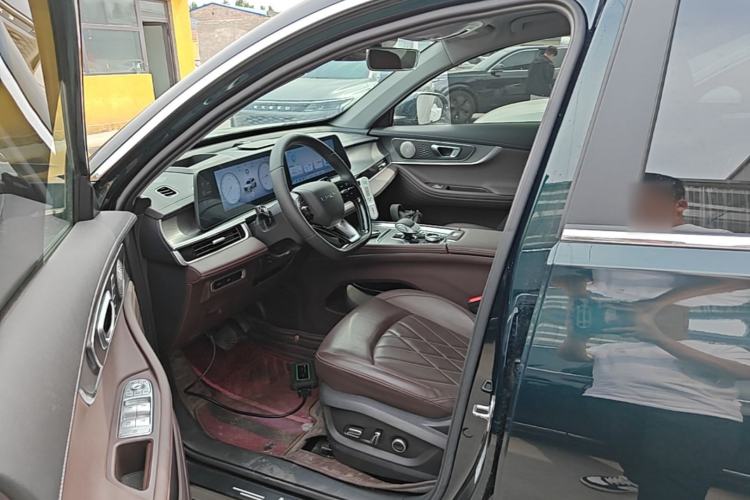 Used Chery Tiggo 8 PRO 2024 Champion Edition 390T Two-Wheel Drive Peak Version 5 Seats Driver Seat