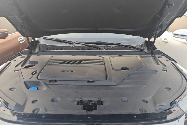 Used Chery Tiggo 8 PRO 2024 Champion Edition 390T Two-Wheel Drive Peak Version 5 Seats Engine Bay