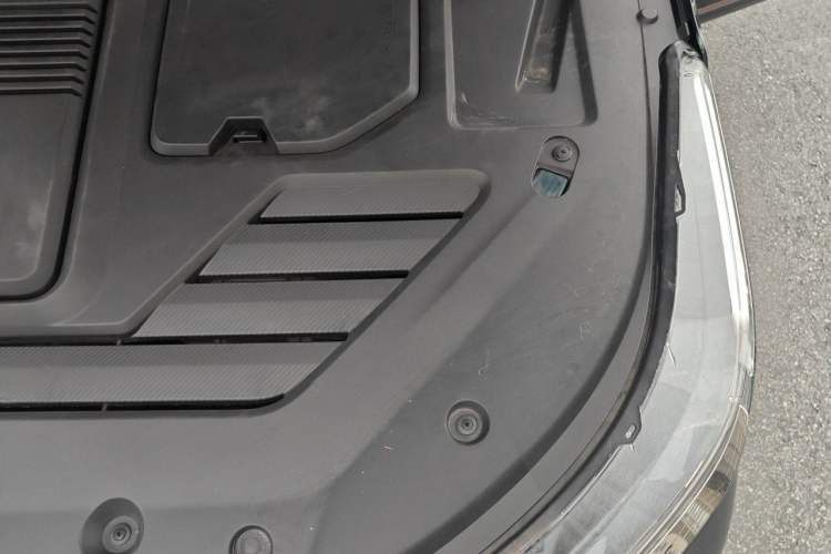 Used Chery Tiggo 8 PRO 2024 Champion Edition 390T Two-Wheel Drive Peak Version 5 Seats Engine Bay Left