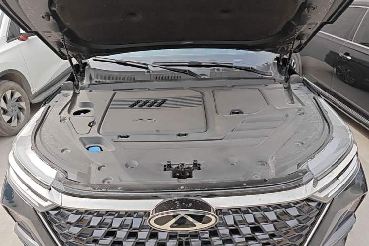 Used Chery Tiggo 8 PRO 2024 Champion Edition 390T Two-Wheel Drive Peak Version 5 Seats Engine Bay