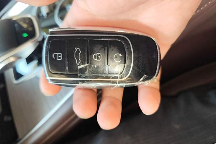 Used Chery Tiggo 8 PRO 2024 Champion Edition 290T Two-Wheel Drive Peak Version 7 Seats Interior 1