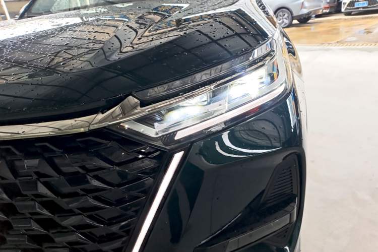 Used Chery Tiggo 8 PRO 2024 Champion Edition 290T Two-Wheel Drive Peak Version 7 Seats Left Front Headlight