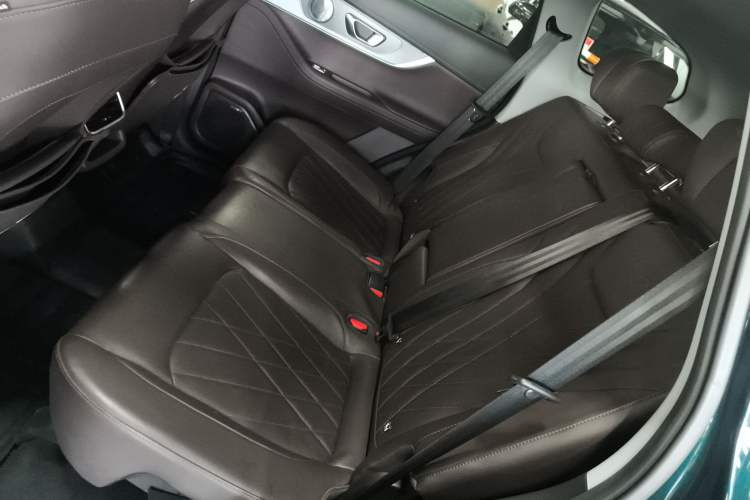 Used Chery Tiggo 8 PRO 2024 Champion Edition 390T Two-Wheel Drive Peak Version 5 Seats Left Rear Seat