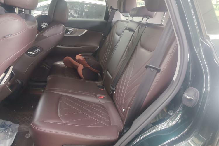 Used Chery Tiggo 8 PRO 2024 Champion Edition 390T Two-Wheel Drive Peak Version 5 Seats Left Rear Seat